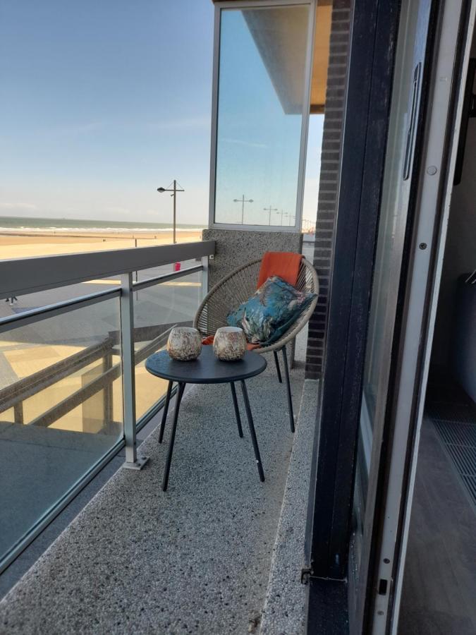 Zeezicht Falcon Apartment Middelkerke Exterior photo